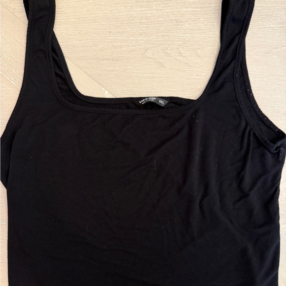 SHEIN Black Fitted Sleeveless Crop Top goes with rompers - Picture 1 of 2